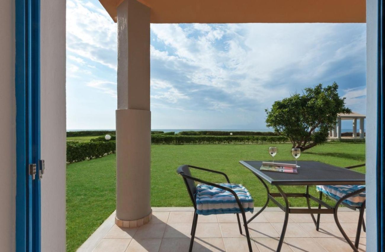 Ammoudia Maisonettes 3*