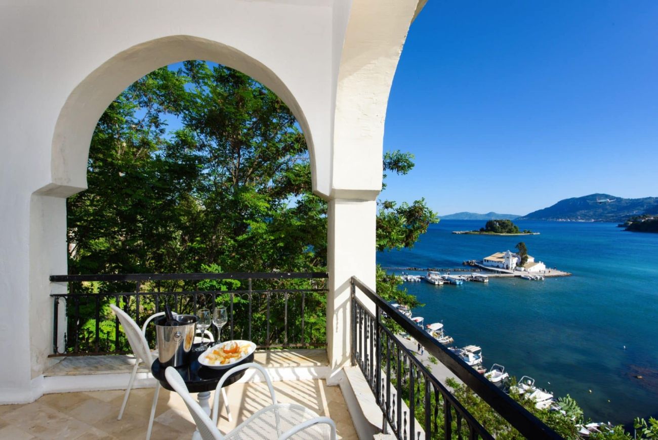 The Royal Grand Hotel 3*