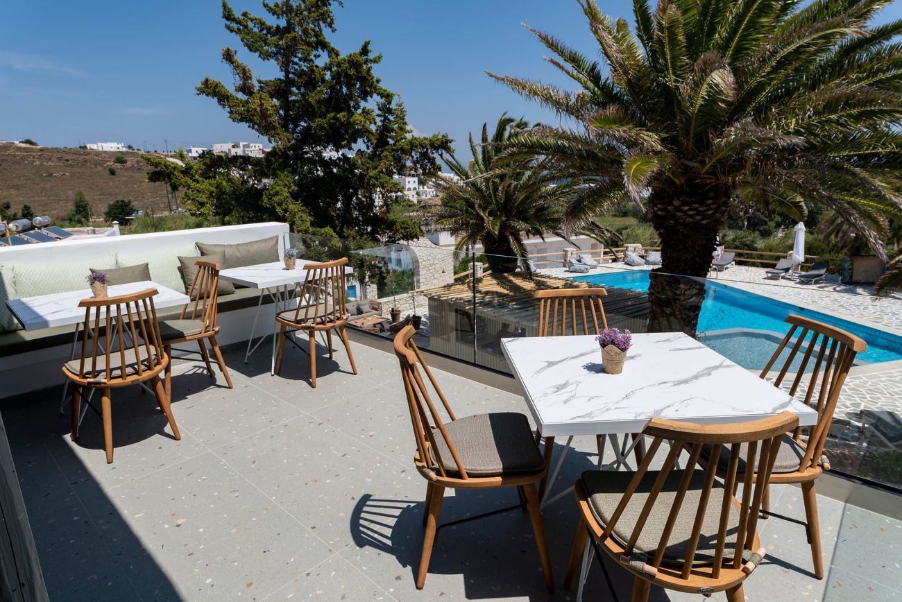 Albatross Hotel Paros 3*