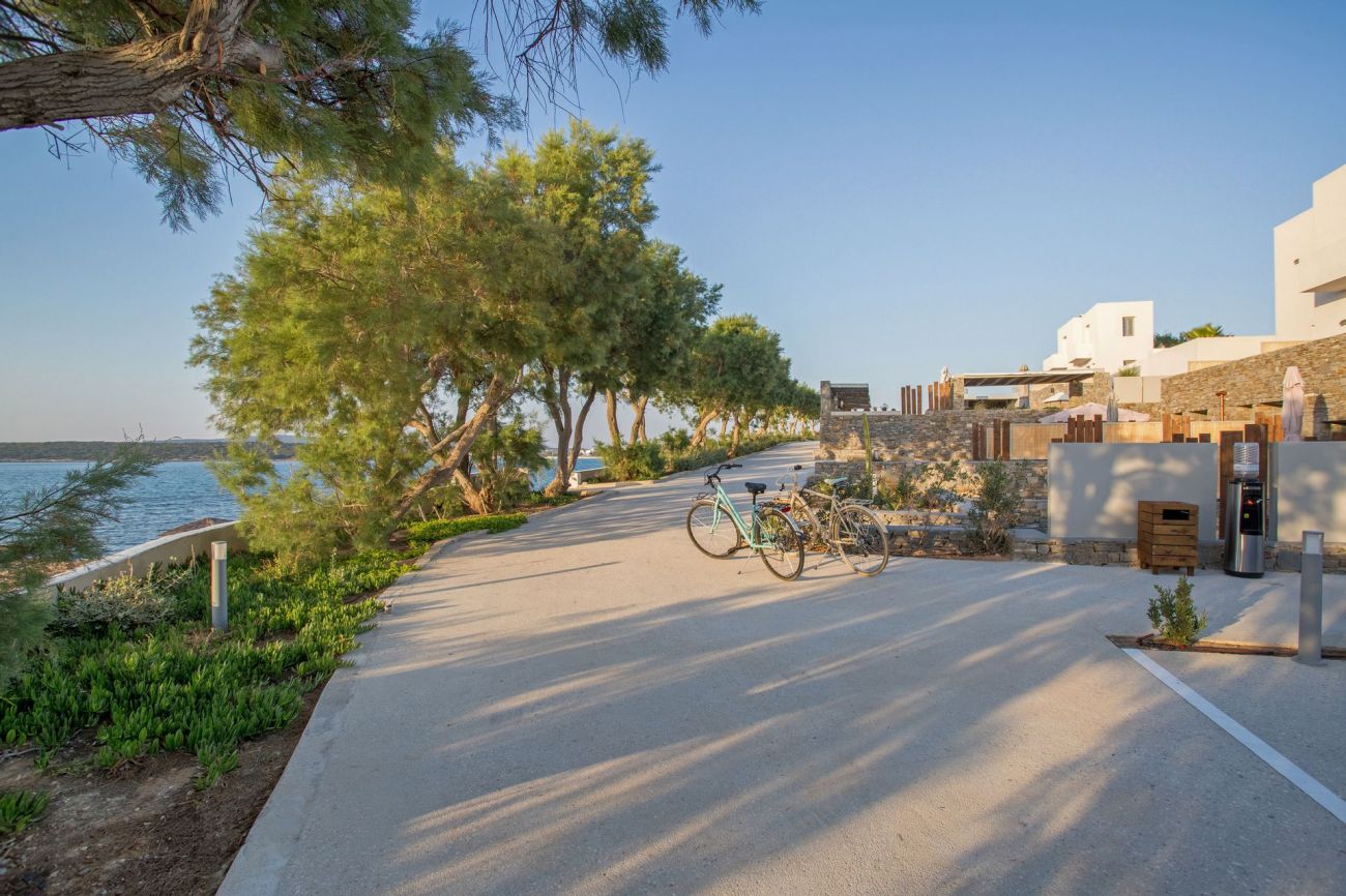 Paros Comfy Suites