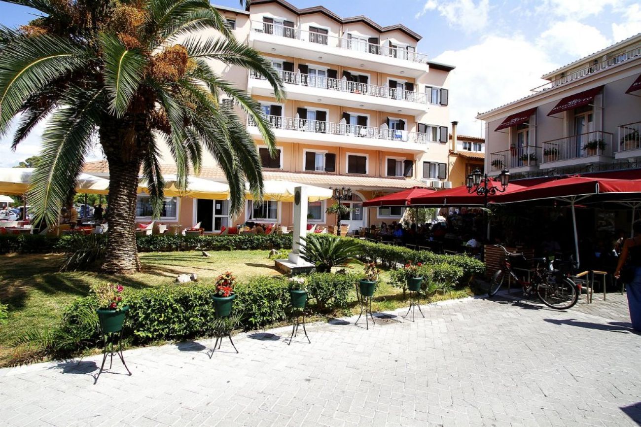 Nirikos Hotel 2*