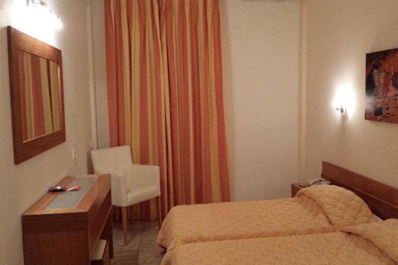 Ipsos Beach Hotel 3*