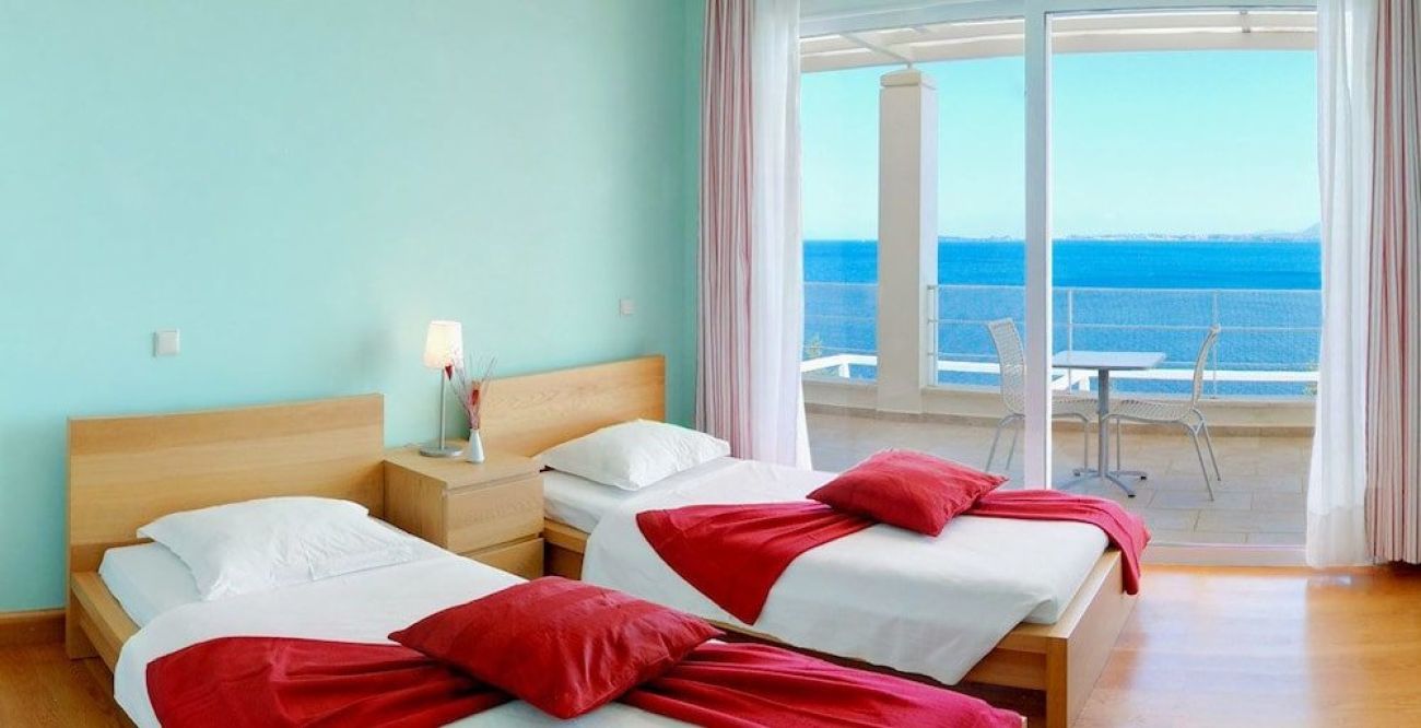 Corfu Luxury Villas 4*