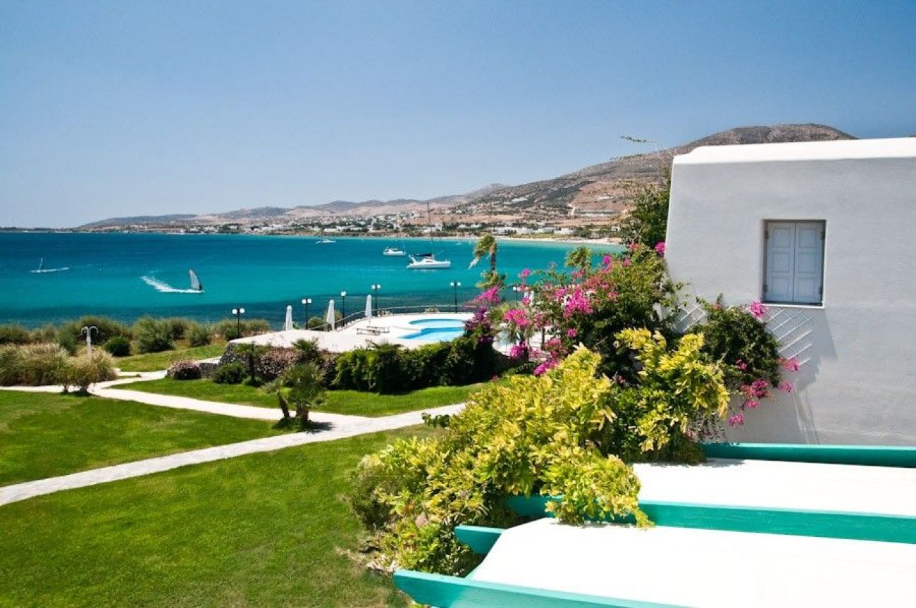 Poseidon of Paros 5*
