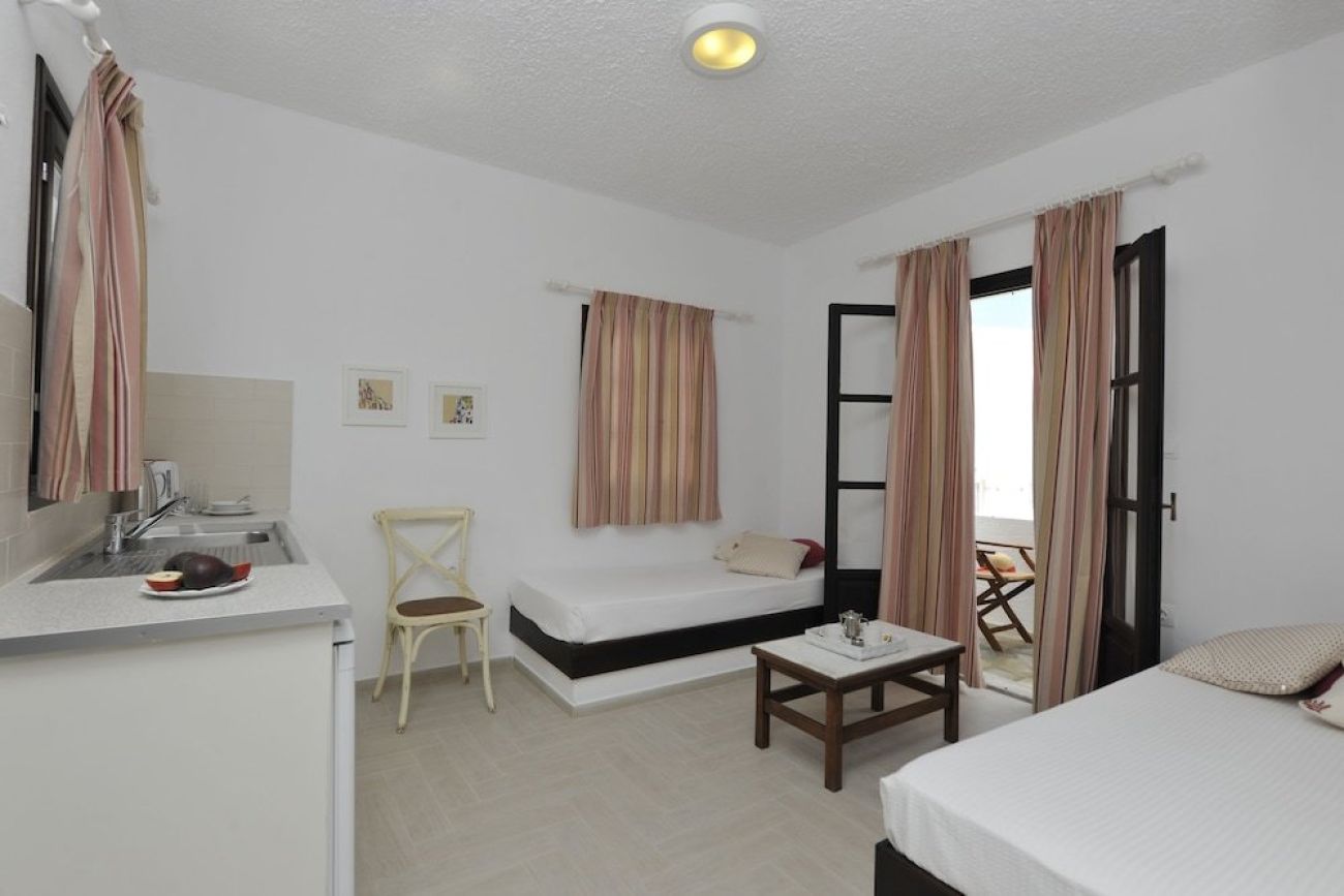 Aella Residence 3*
