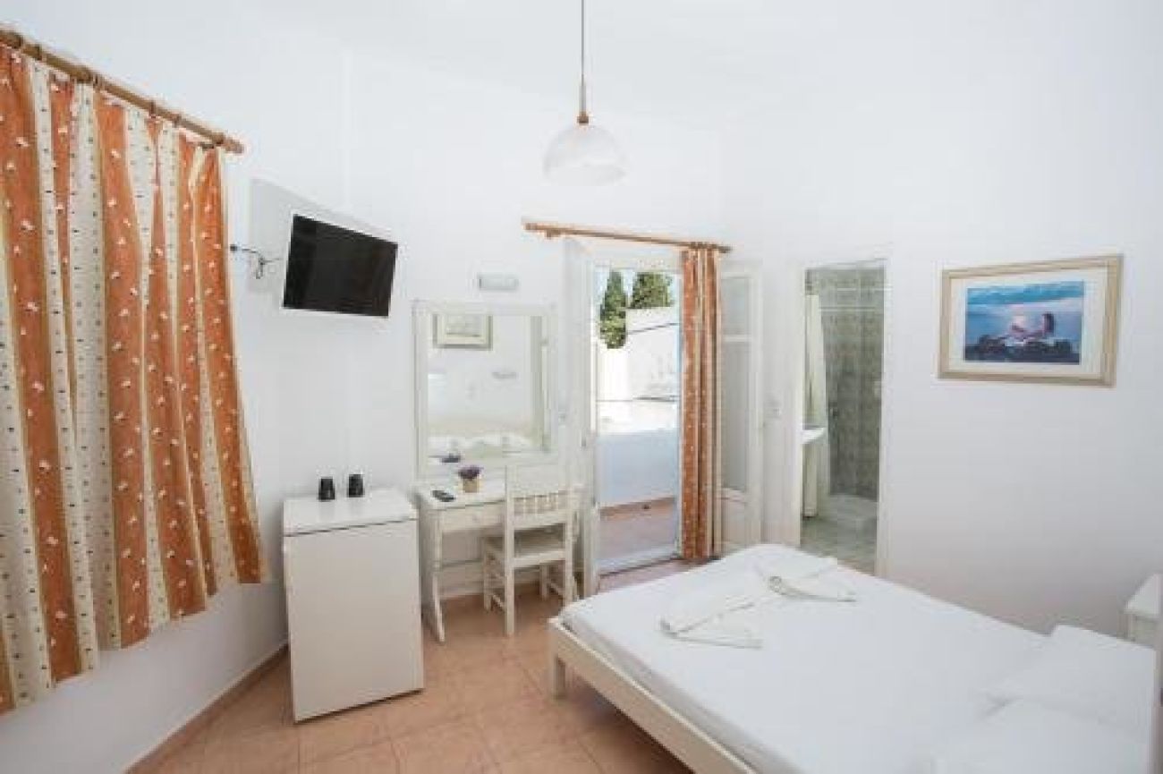 Louiza Hotel 2*