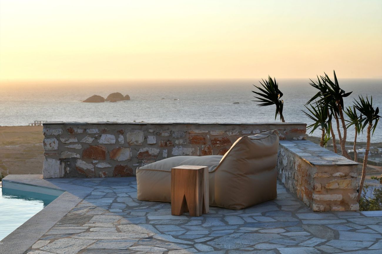 Mythic Paros, Adults - Only