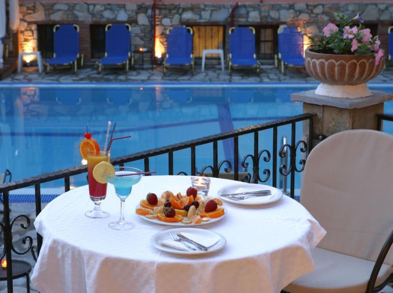 Calypso Hotel 2*