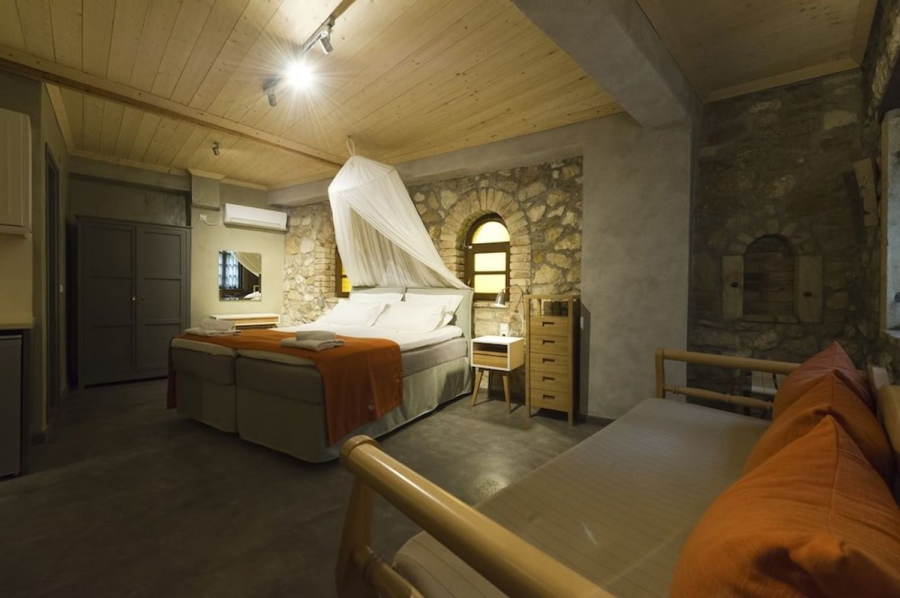 Small Luxury Hotel 1800 3*