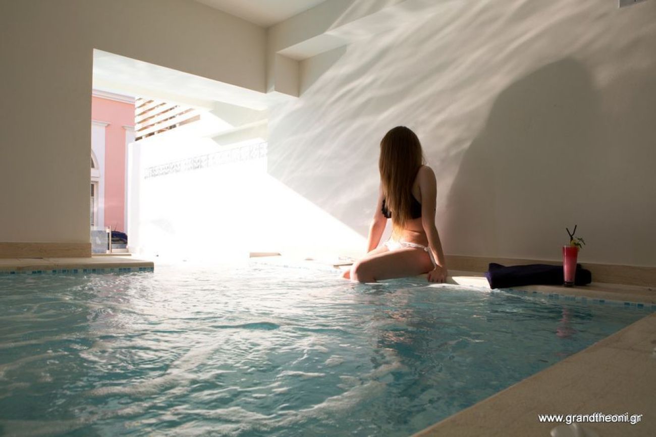 Grand TheoNi Hotel 4*