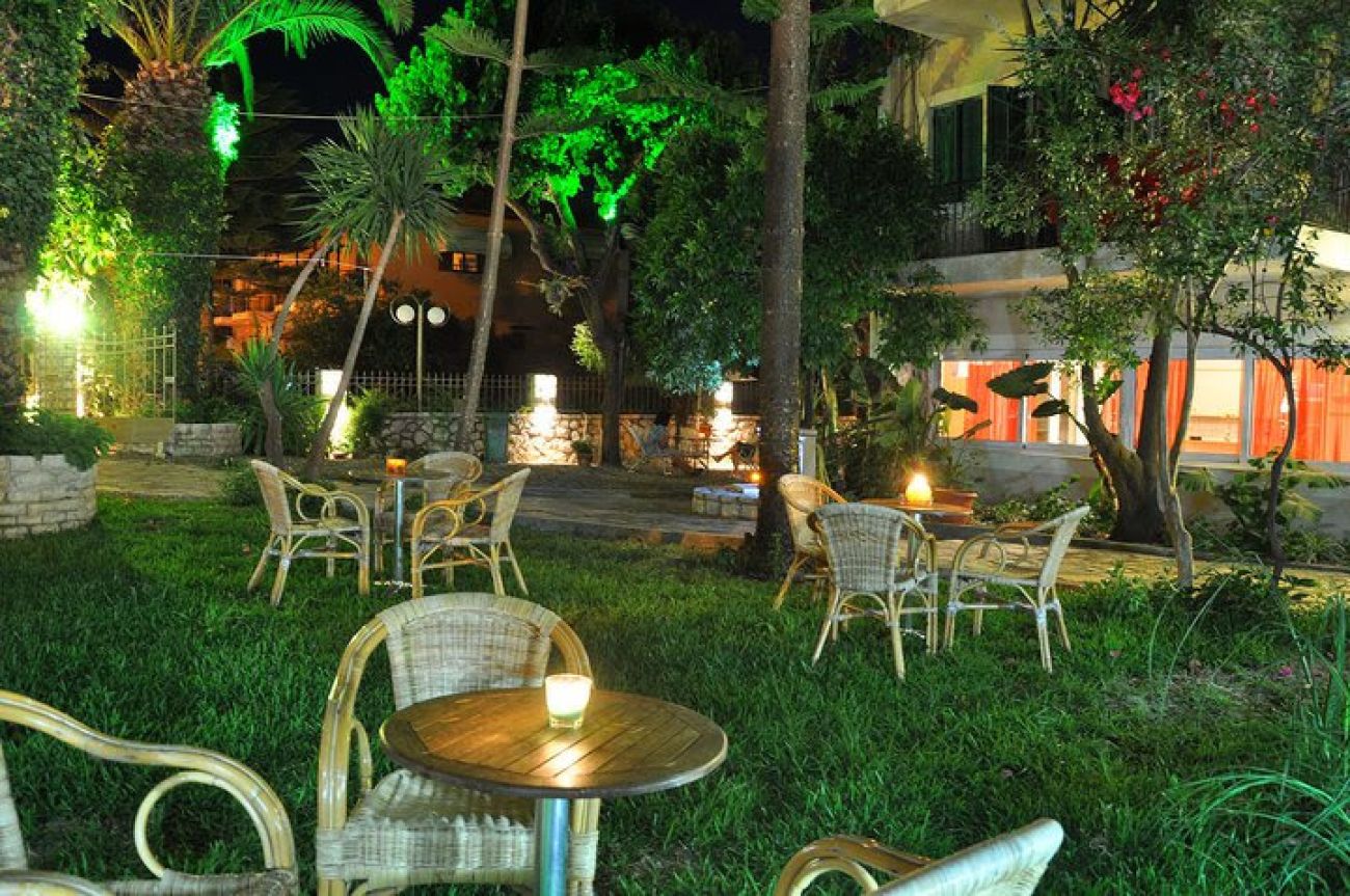 Ionian Paradise Studio Apartments 3*