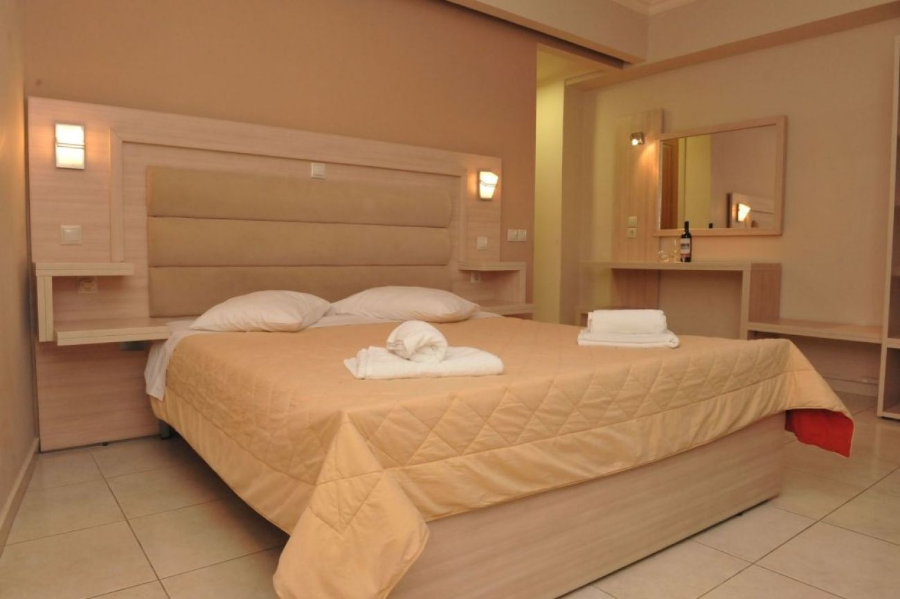Zante Plaza Hotel 3*