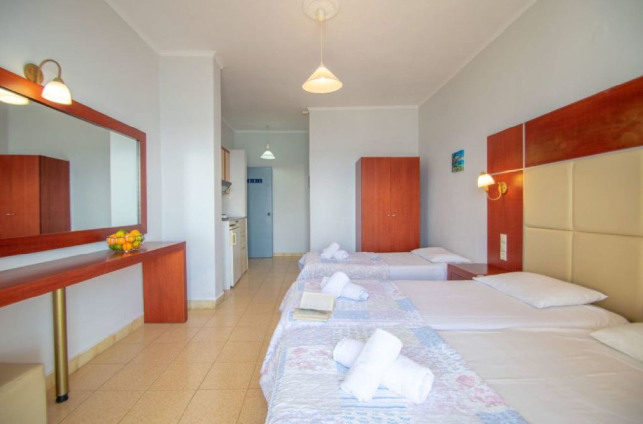 Agoulos Beach Hotel 2*