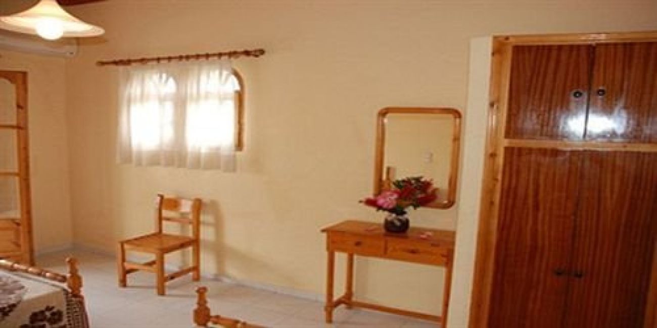 Antonio Studios