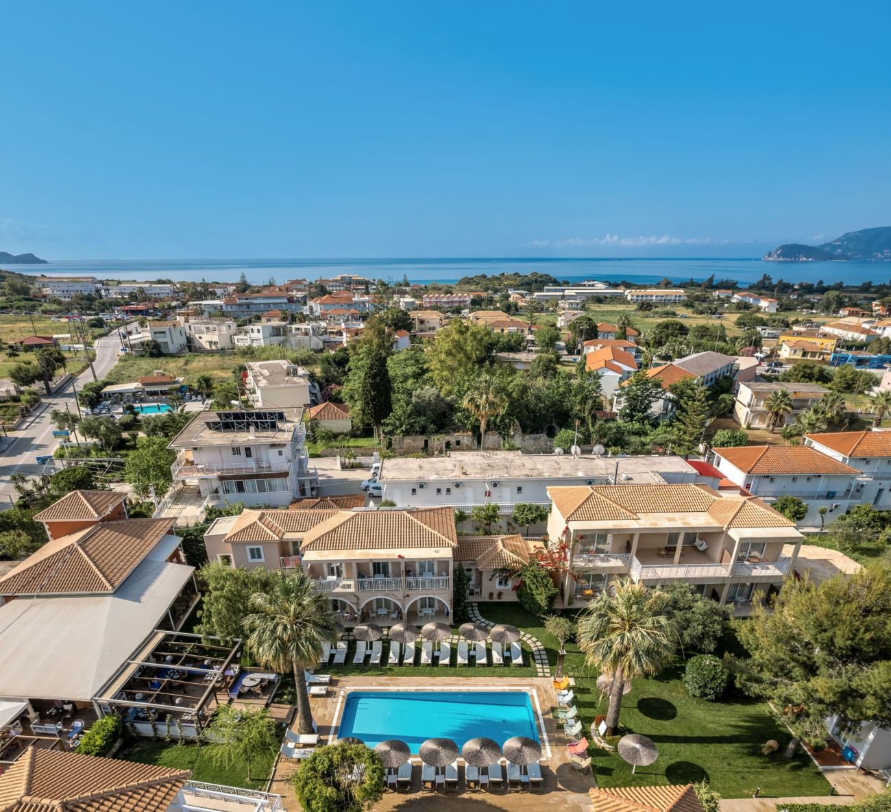 Aeolos Boutique Hotel & Suites 3*