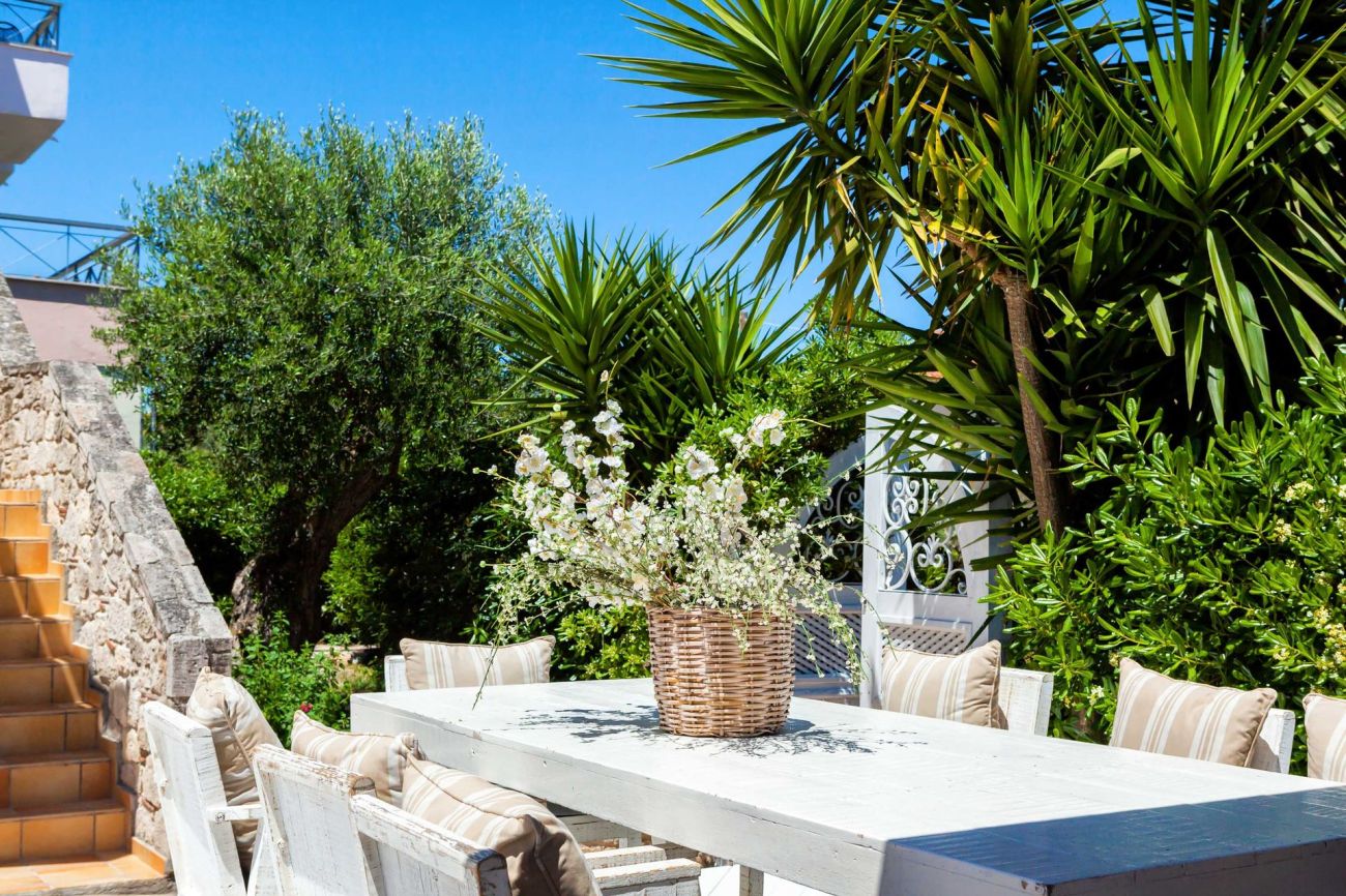 Hesperides Hotel 1*