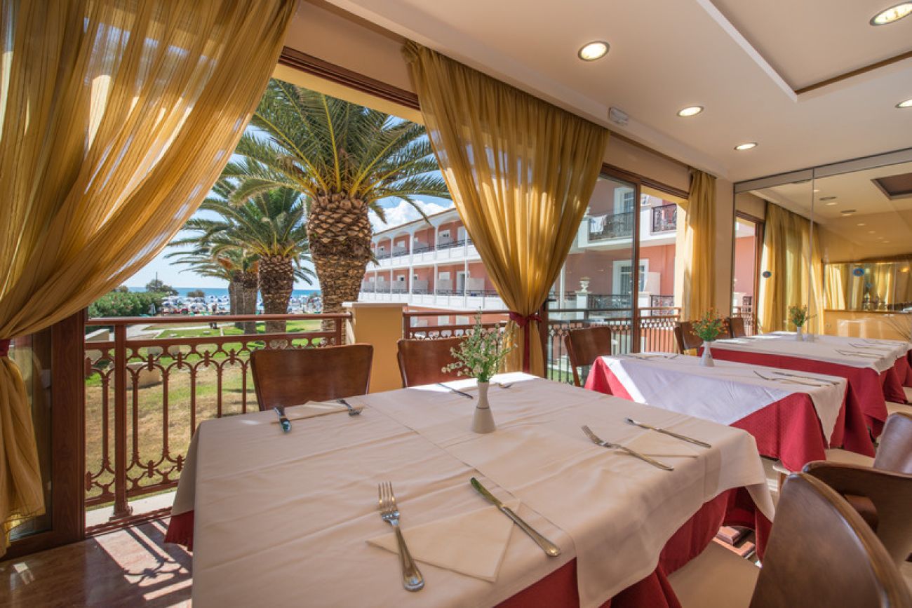 Astir Beach Hotel 3*