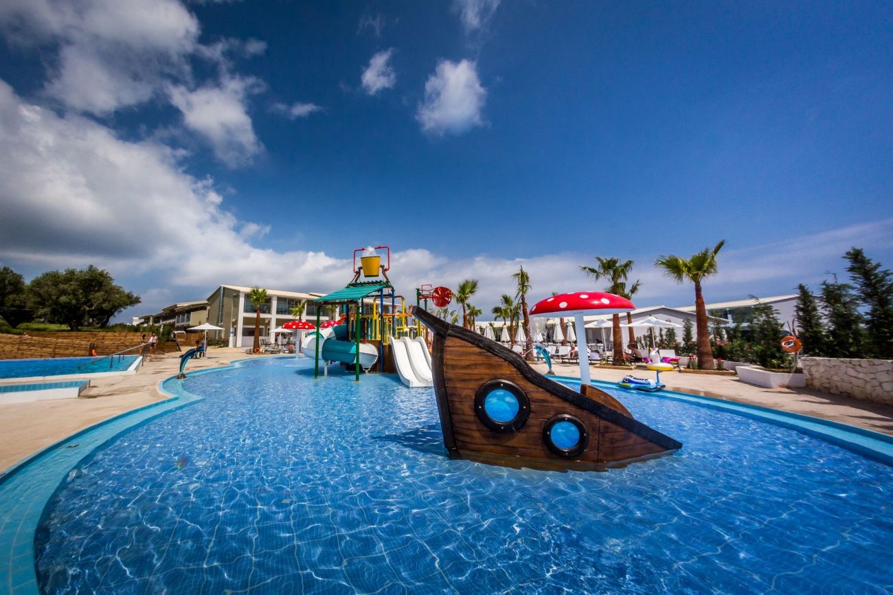 Caretta Paradise Zakynthos 4*