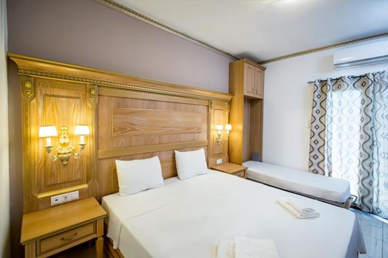 Greek Pride Hotel & Apartments 4*