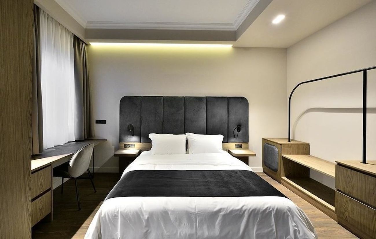 Roomore Apartments