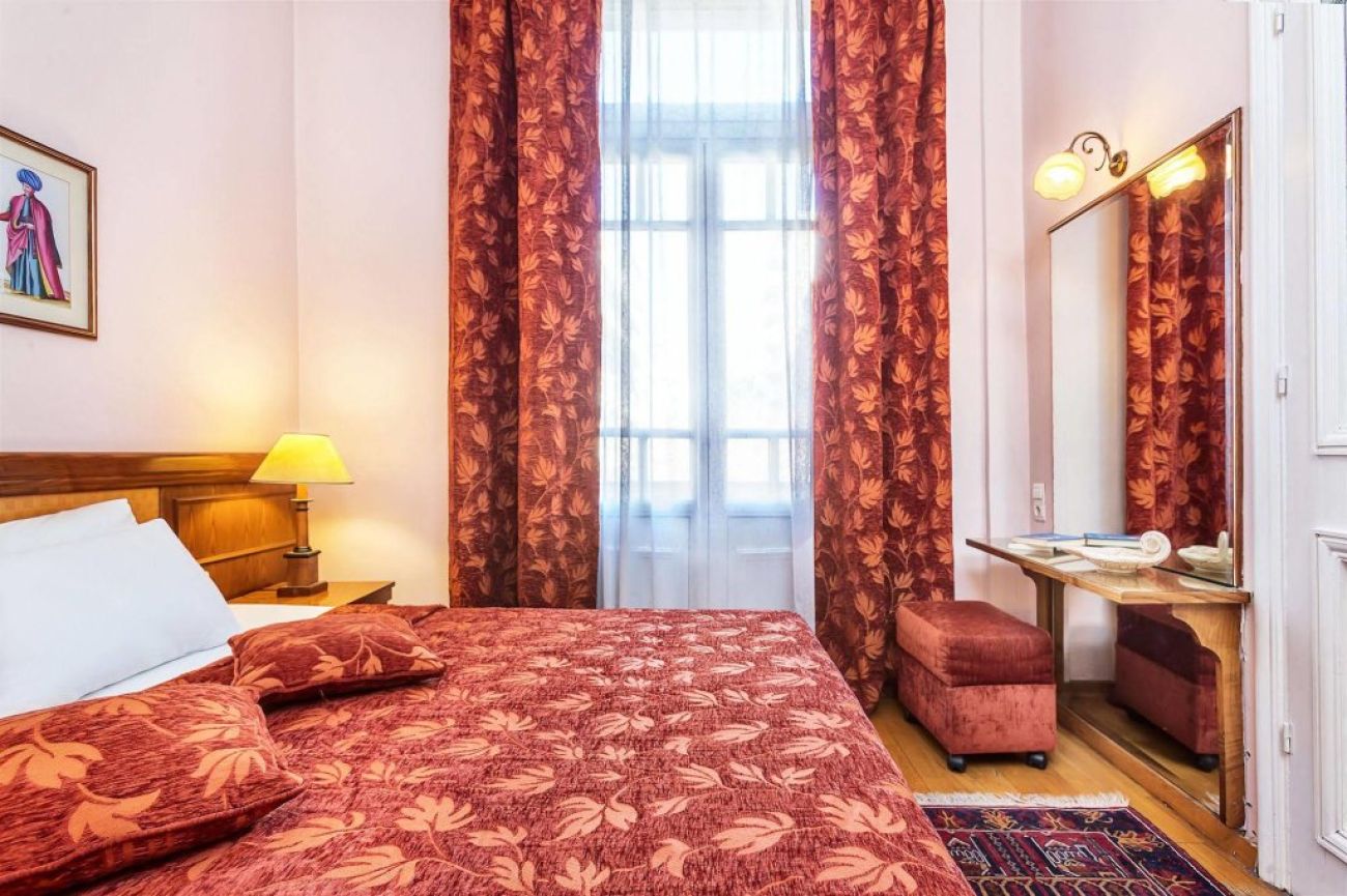 Minerva Premier Hotel 4*
