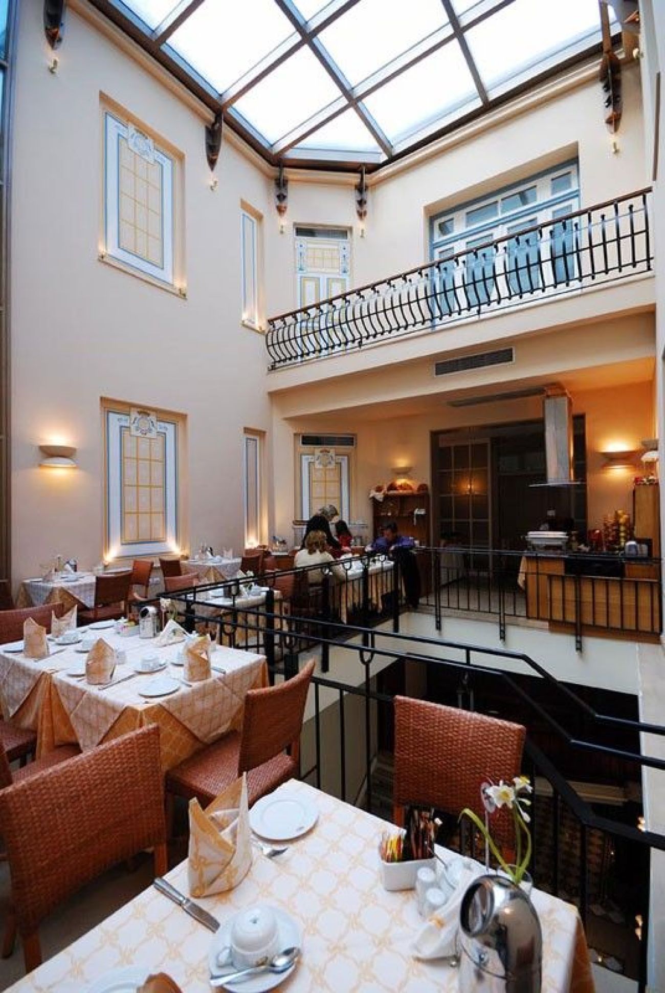 Capsis Bristol Boutique Hotel 5*