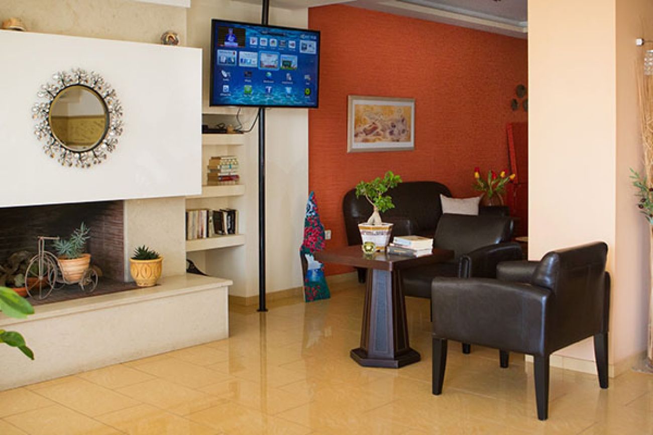 Loutra Beach hotel 3*