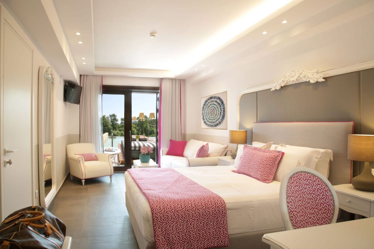 Avaton Luxury Beach Resort - Relais & Chateaux 5*