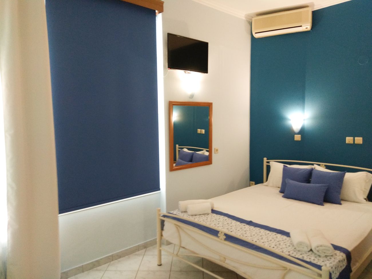 Ellinas Hotel 2*