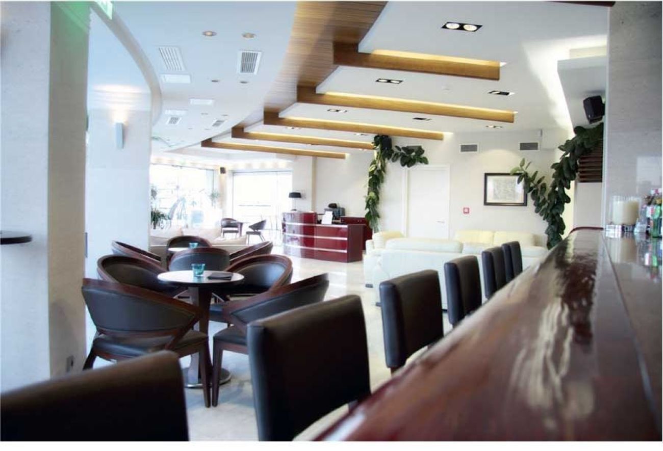 Cosmopolitan Hotel & Spa 4*