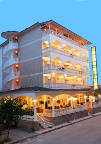 Strass Hotel 3*