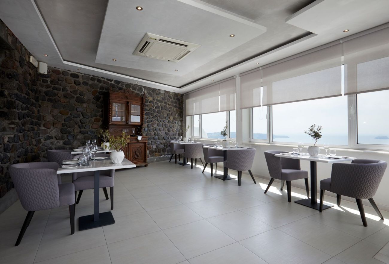 Petit Palace Suites 5*
