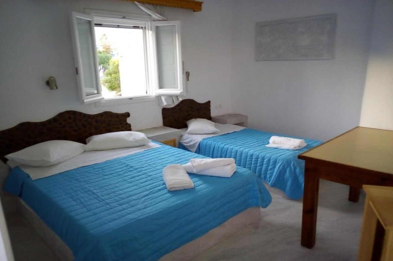 Hotel Perissa 2*