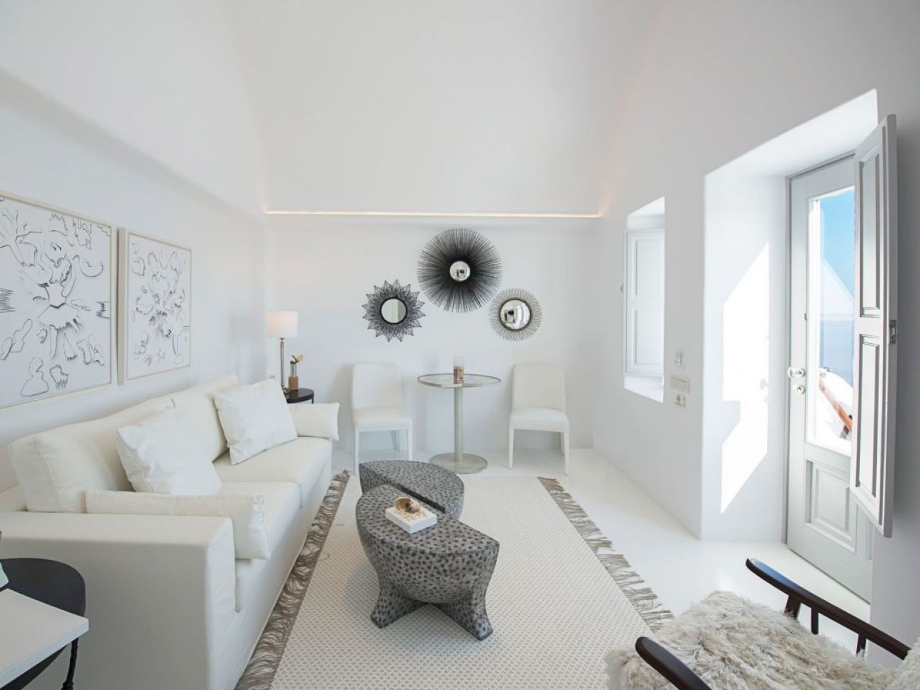 Canaves Oia Sunday Suites 4*