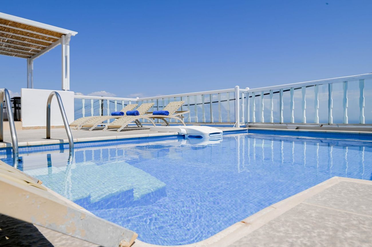 Amerisa Suites Santorini 3*