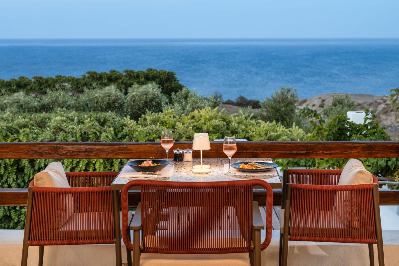 Anema Residence Santorini 4*
