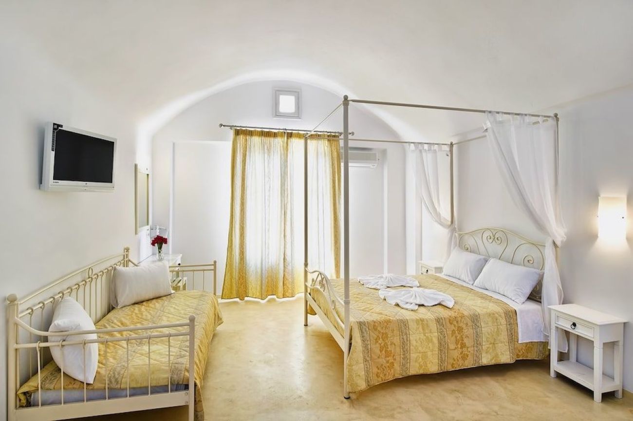Sea View 4*