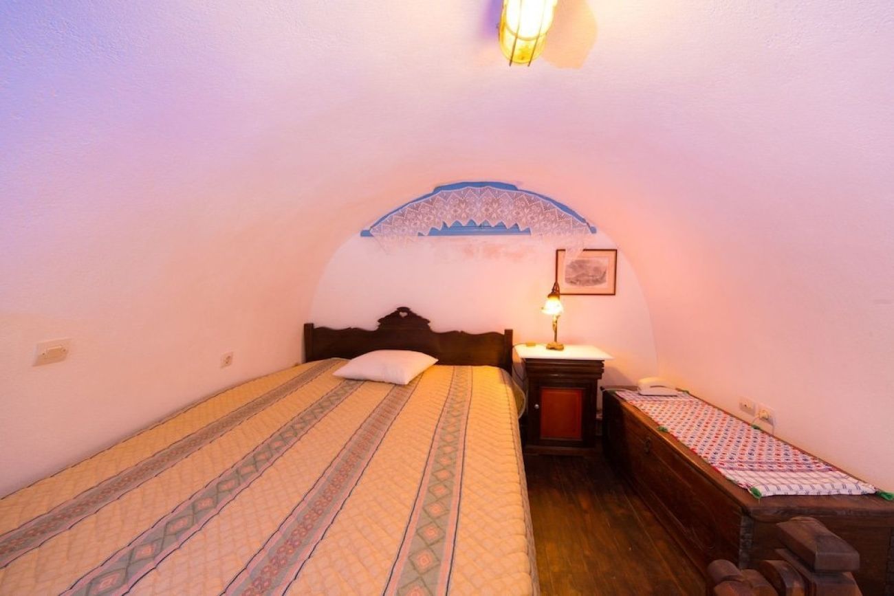 Canava Santino 3*