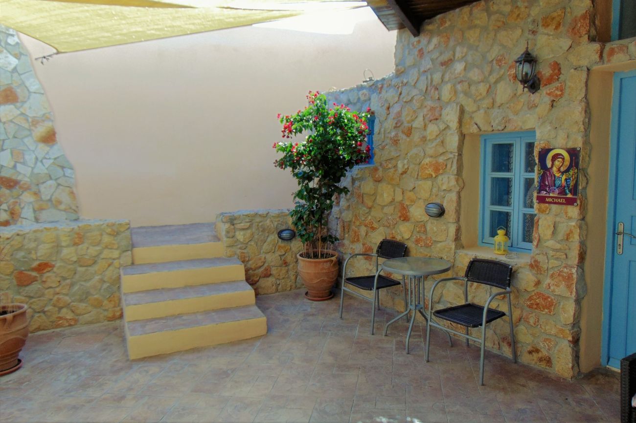 Angels Suites of 1870 Santorini 3*