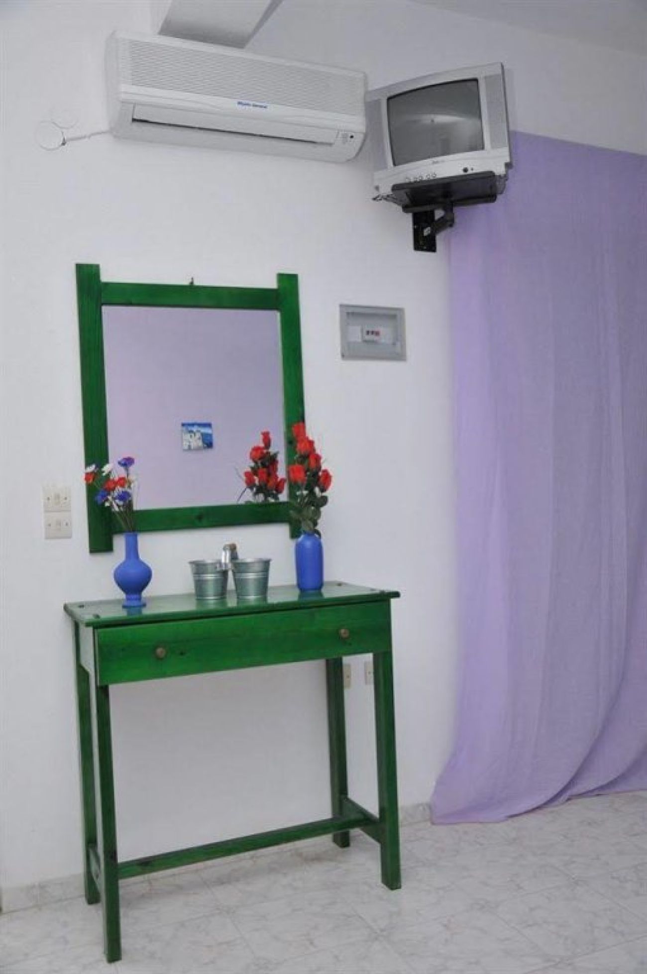 Halaris Studios 2*