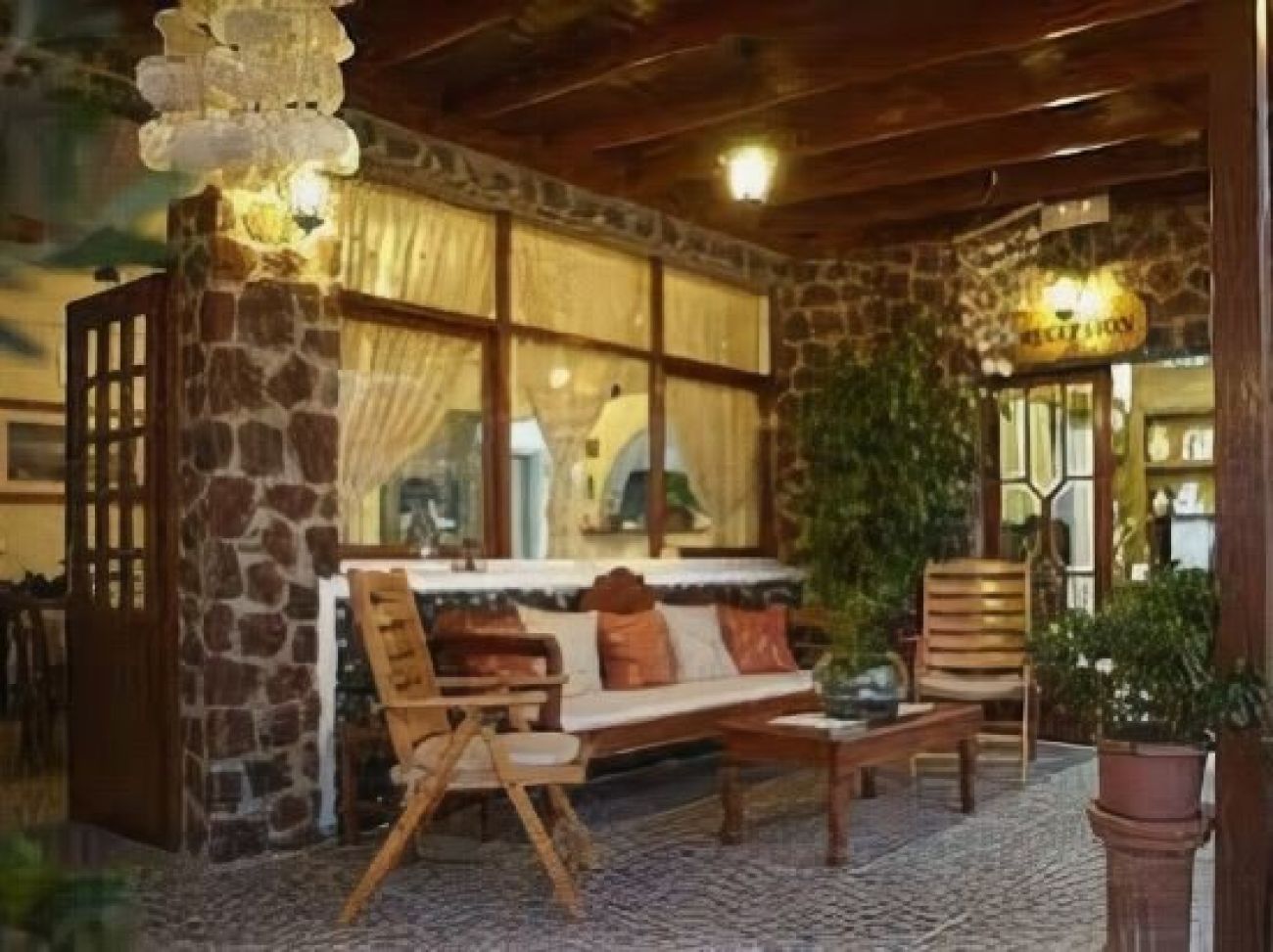 Villa Galinia 3*