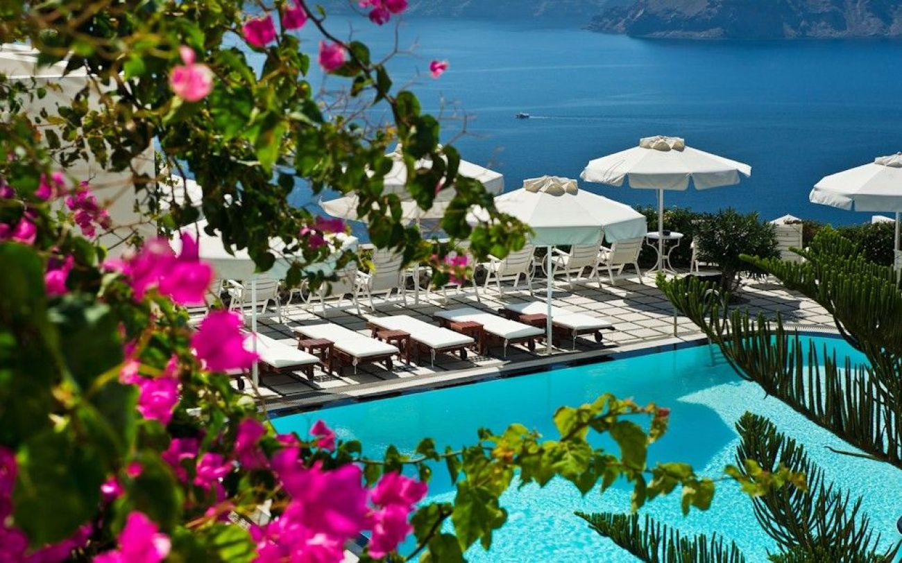 Nikos Villas 4*