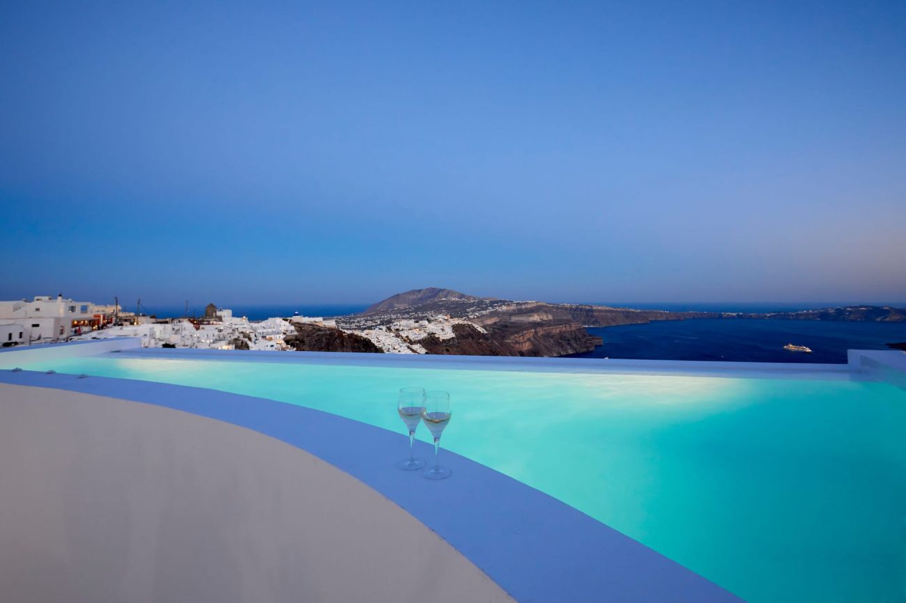 Olia Villas & Suites 5*