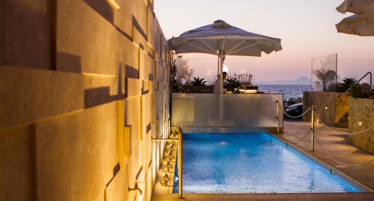 Emerald Collection Suites Santorini