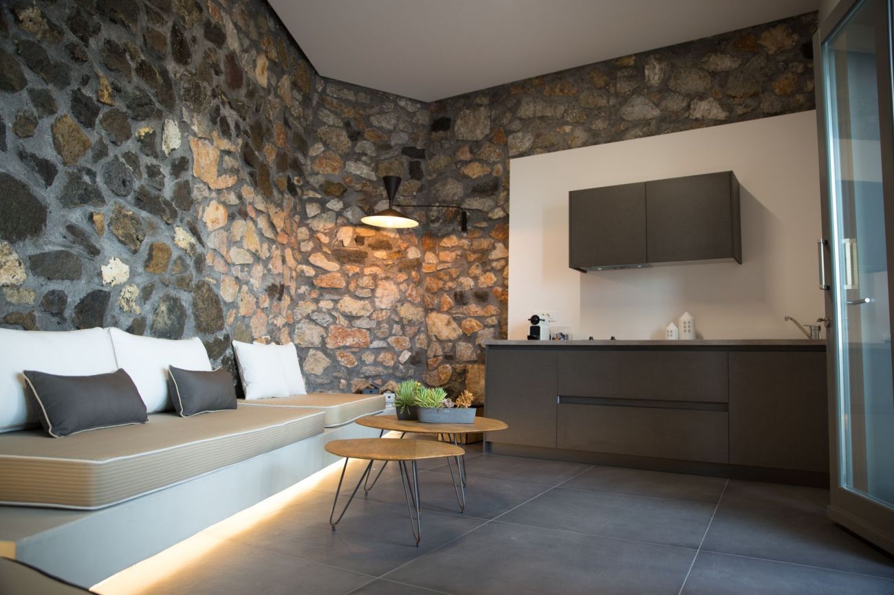 Horizon Mills Villas and Suites Santorini 5*