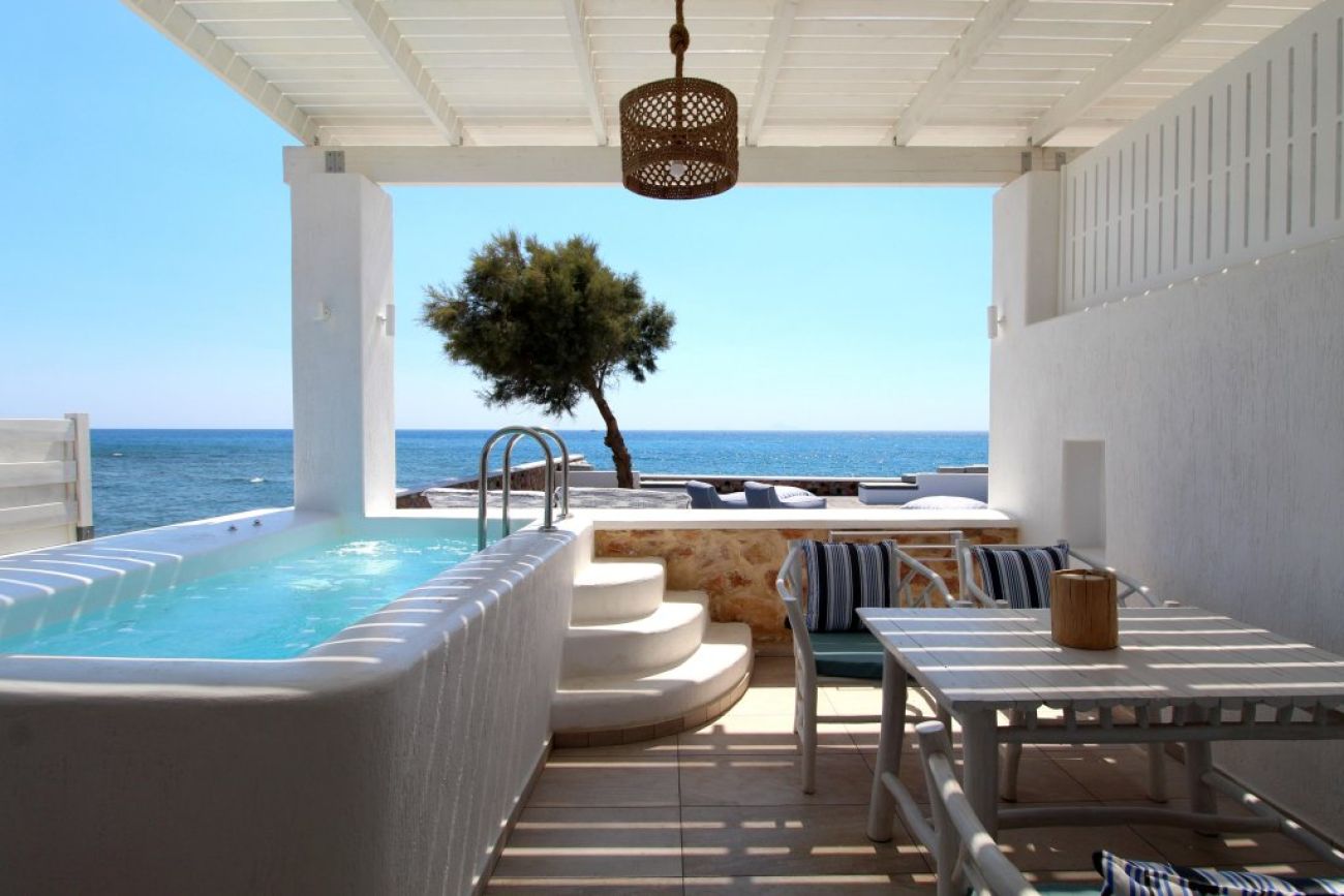 Aegean Melody Suites 3*