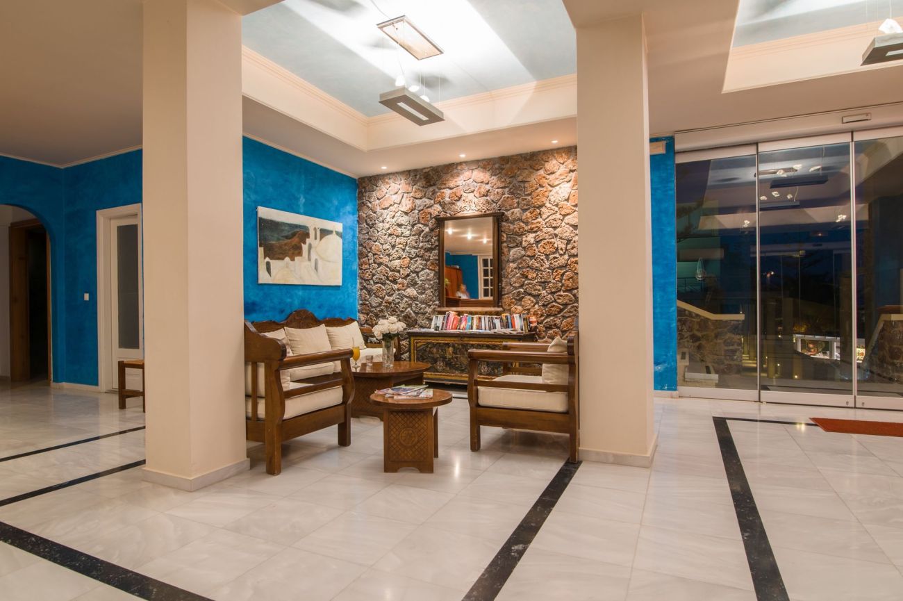 Antinea Suites & Spa Hotel 4*