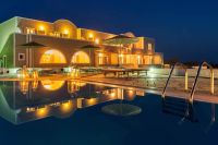 Caldera's Dolphin Suites 4*