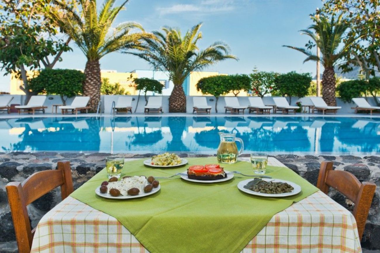Makarios Hotel Santorini 3*