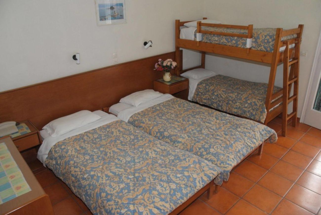 Seabird Hotel 3*